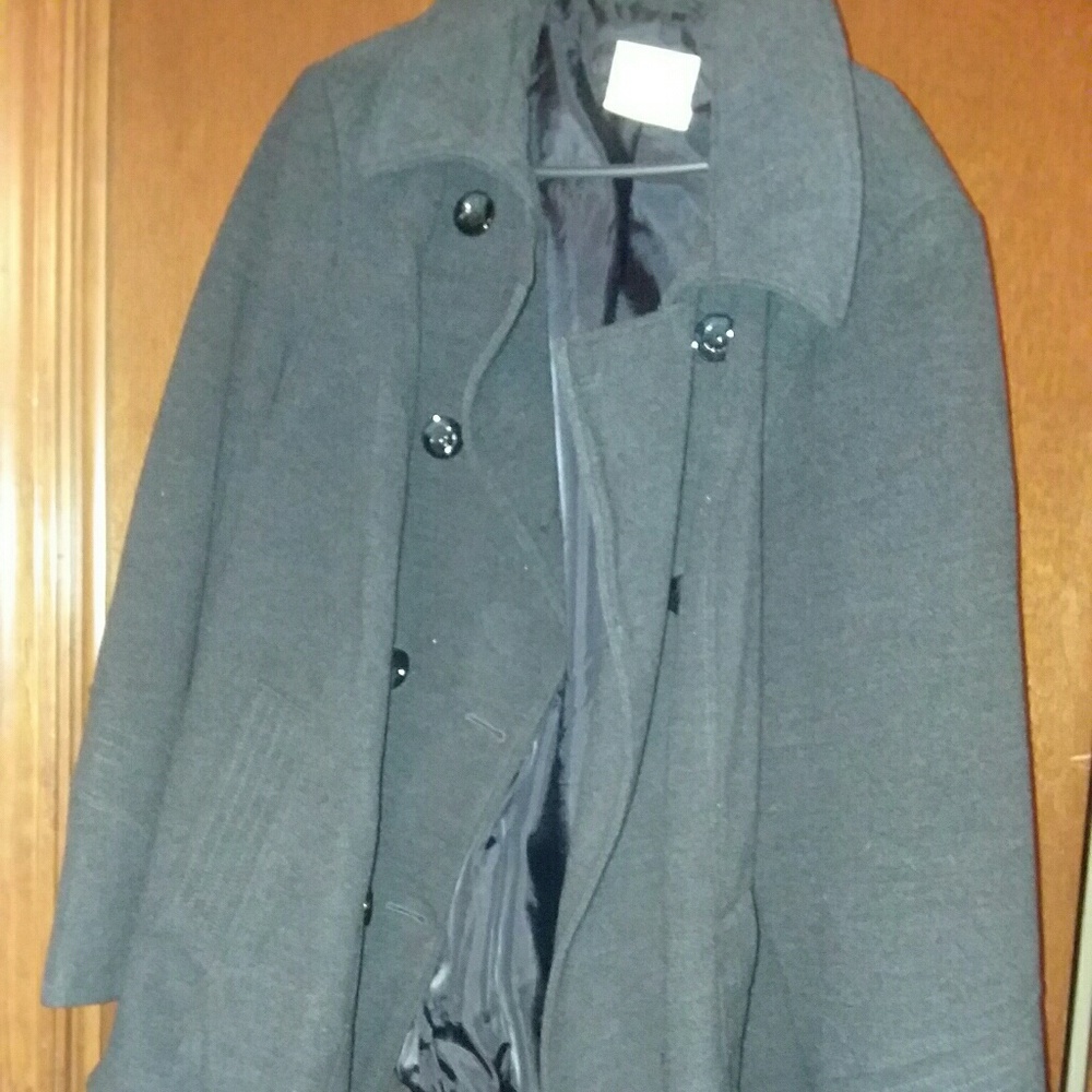 A coat/jacket
